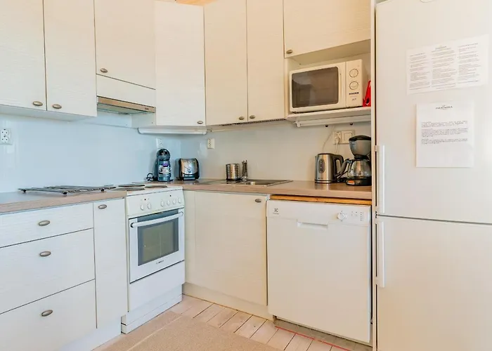 Patalaiska With Private Willa *