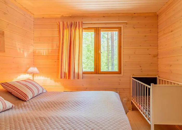 Willa Patalaiska With Private